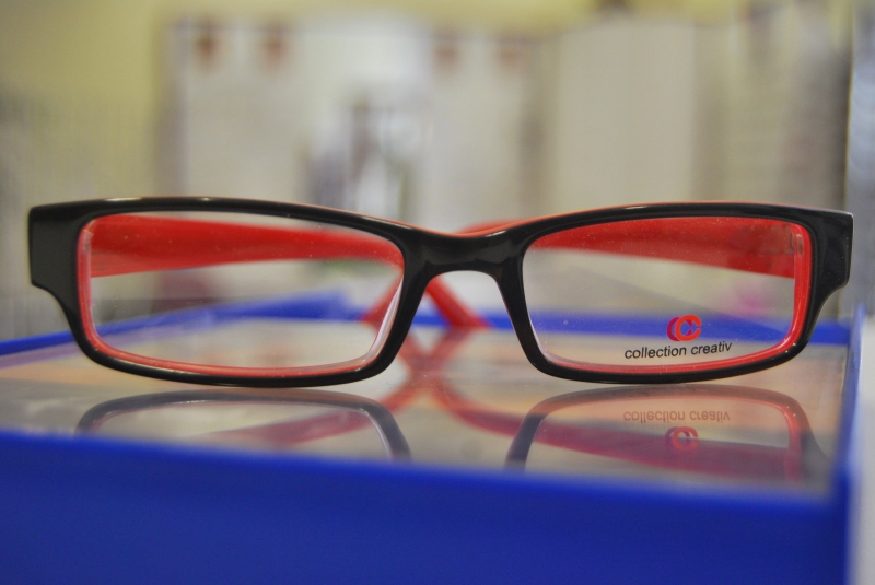 opticien-CORRENS-min_view-sight-lens-frame-optics-spectacles-1141012-pxhere.com